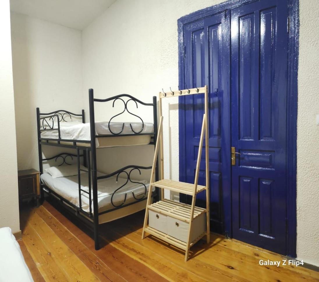 Iveri House Kutaisi Luaran gambar